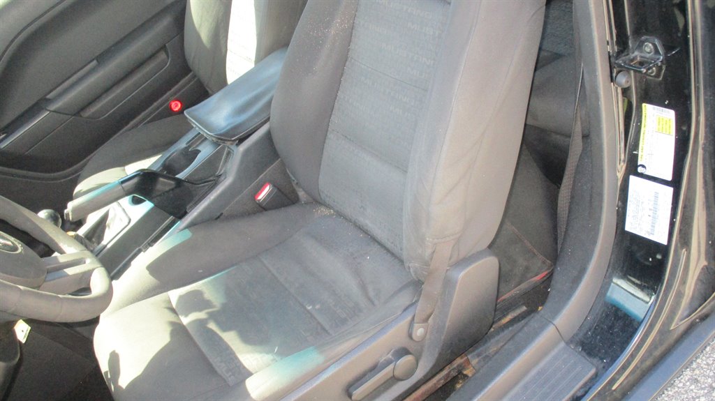 2007 Ford Mustang - $3,990