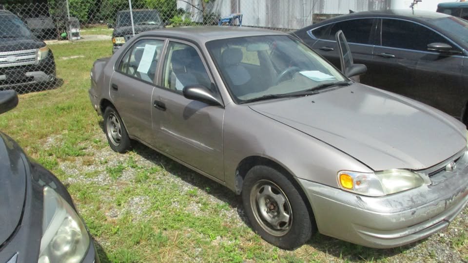 1998 Toyota Corolla - $2,500