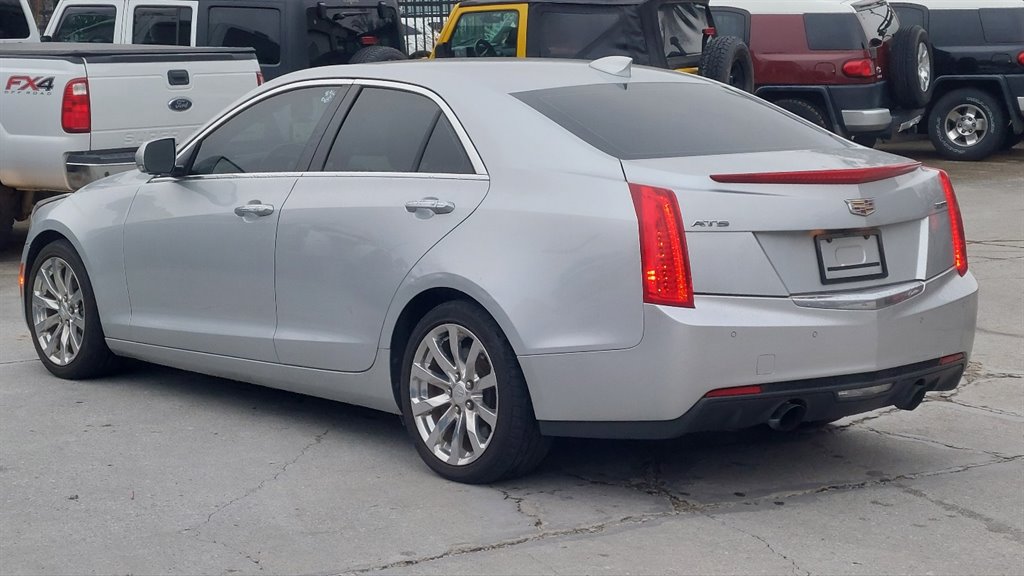 2017 Cadillac ATS Luxury photo