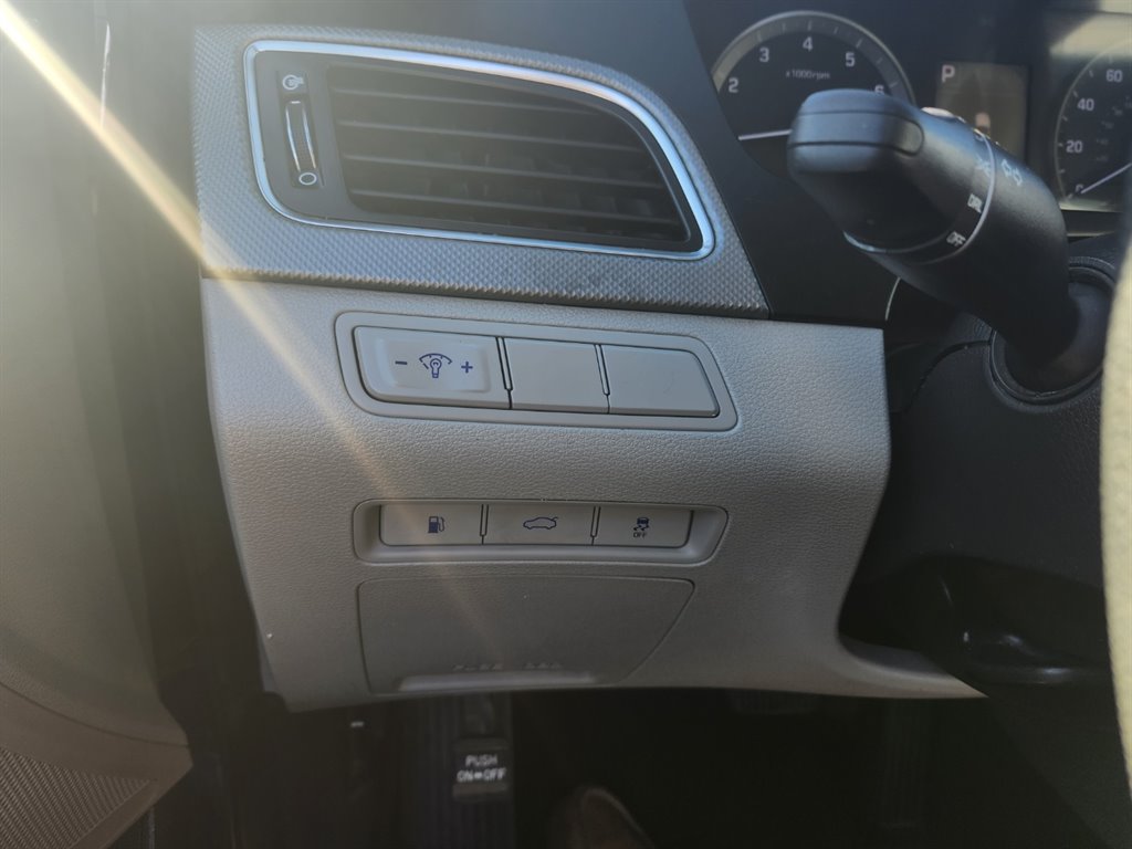 2015 Hyundai Sonata - $7,995