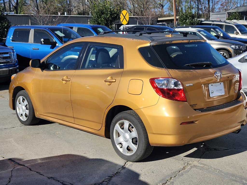 2010 Toyota Matrix S photo