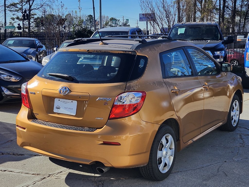 2010 Toyota Matrix S photo