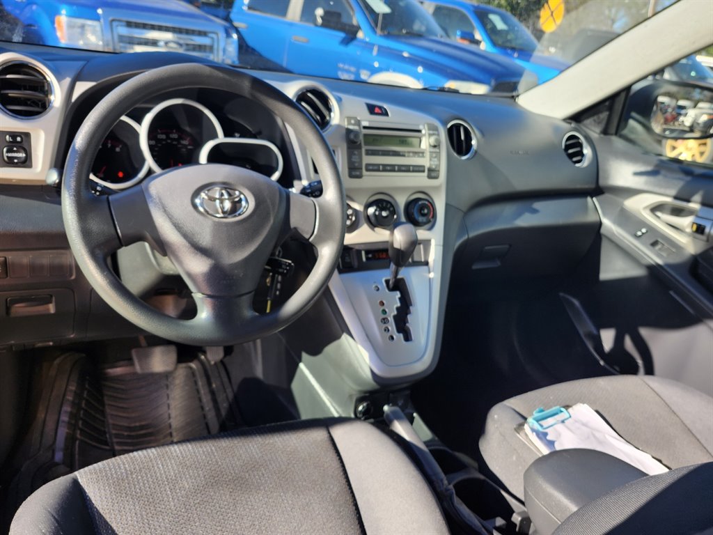 2010 Toyota Matrix S photo