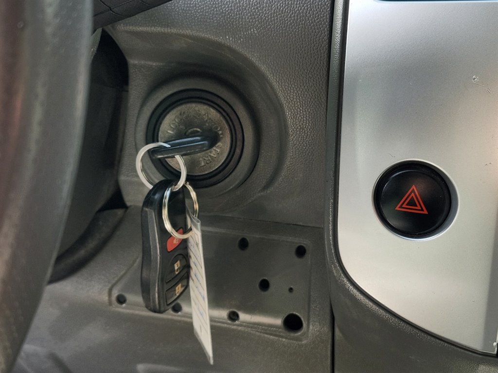 2011 Nissan Frontier S photo