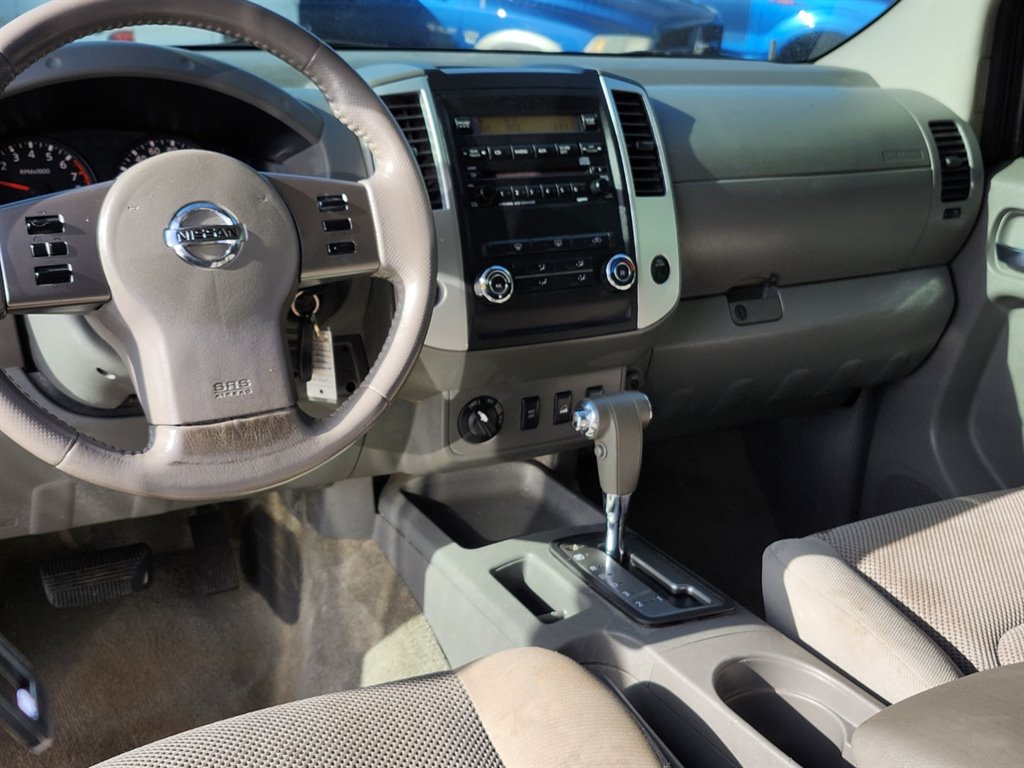 2011 Nissan Frontier S photo