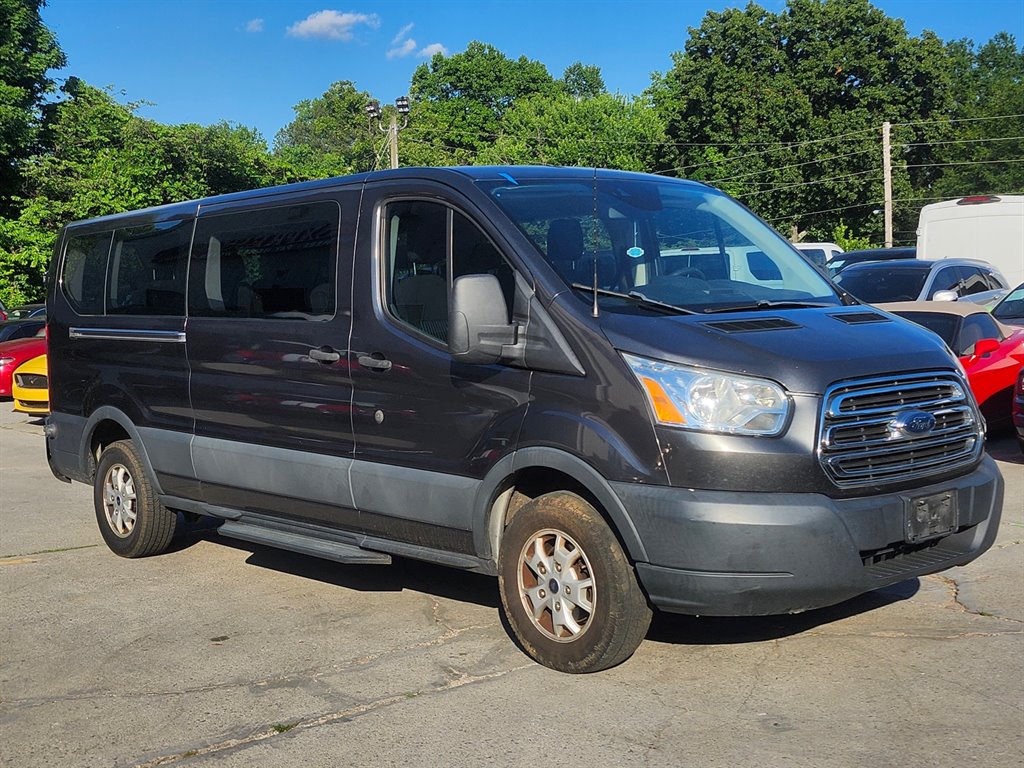 2016 Ford Transit Wagon - $21,995