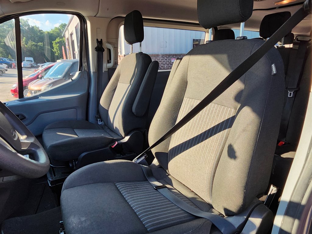 2016 Ford Transit Wagon - $21,995