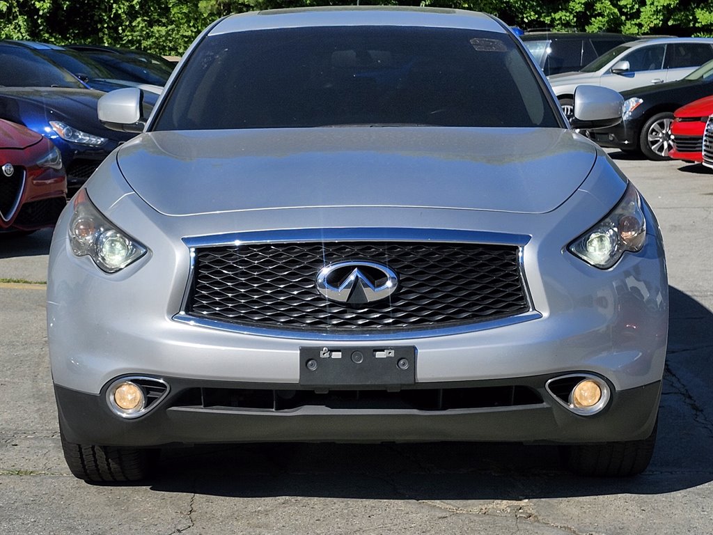2017 Infiniti QX70  photo