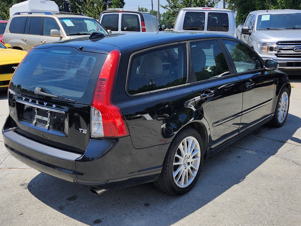 2011 Volvo S40 - $5,995