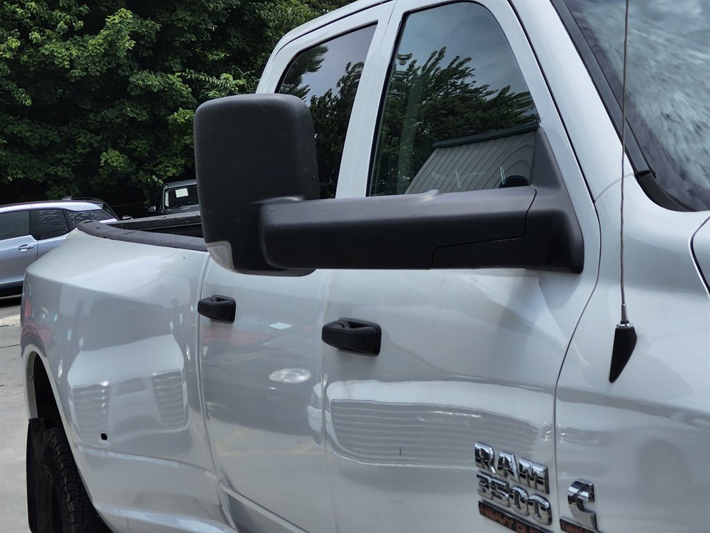 2018 RAM 3500 Tradesman photo