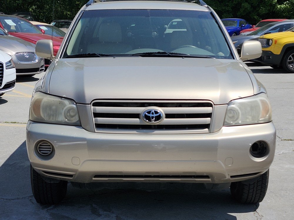 2004 Toyota Highlander photo