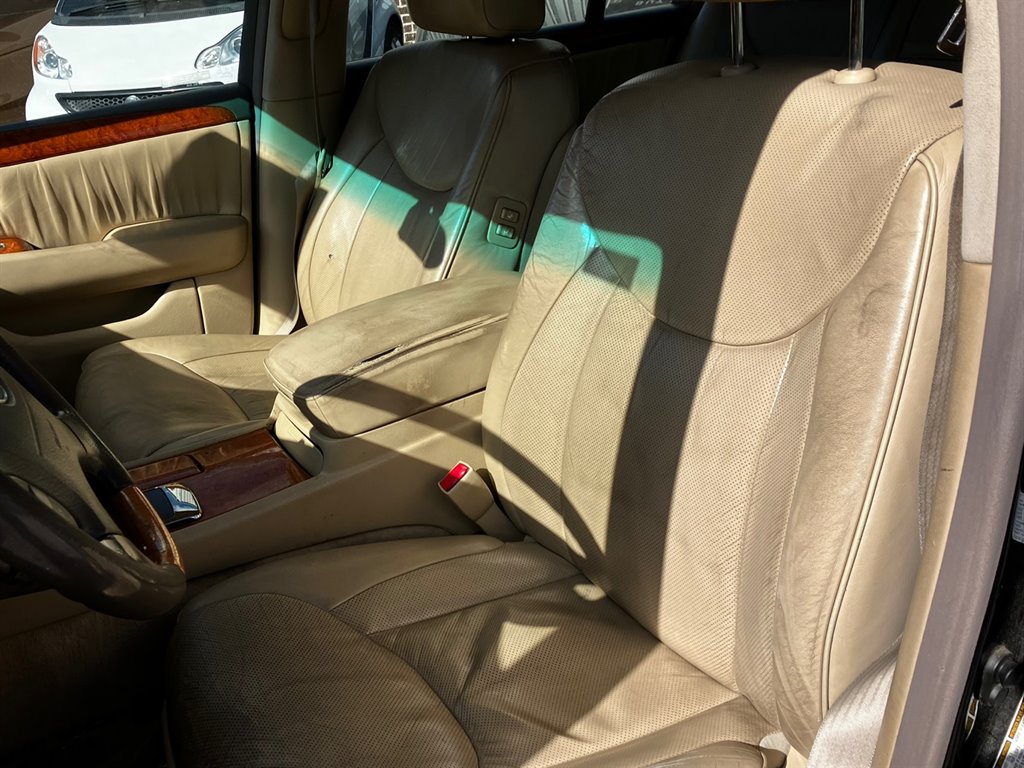 2004 Lexus LS - $8,995