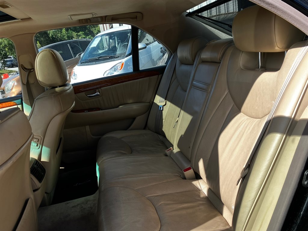 2004 Lexus LS - $8,995