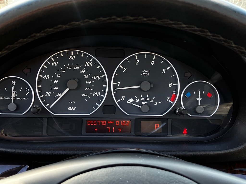 2003 BMW 330ci - $10,995