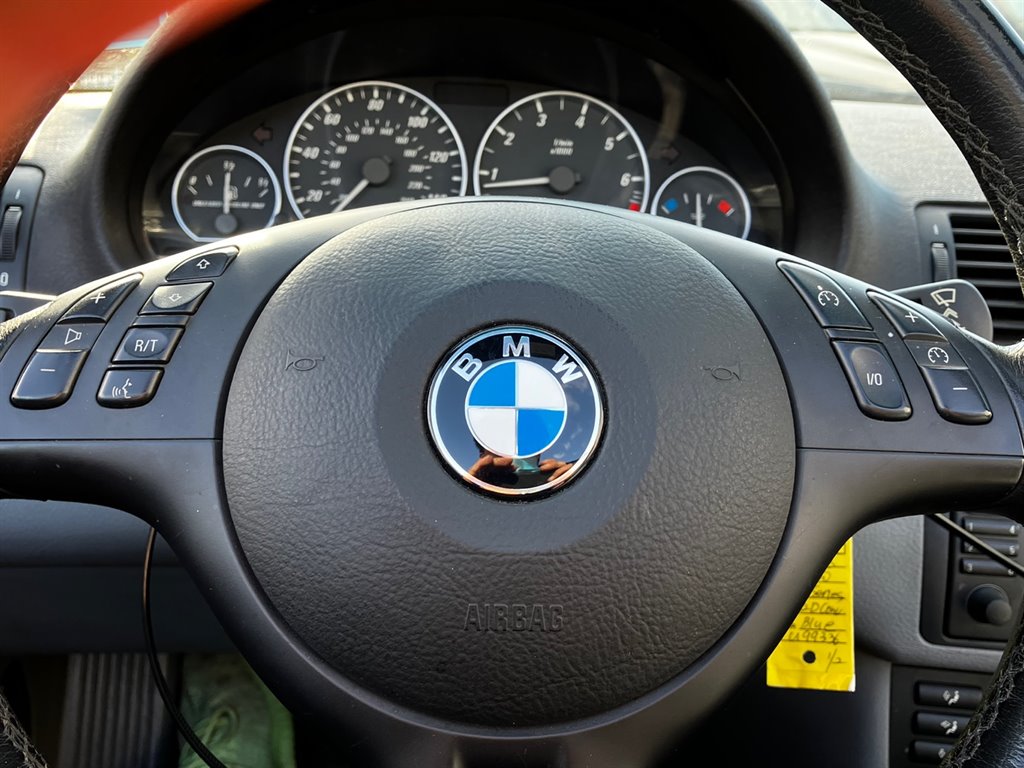 2003 BMW 330ci - $10,995