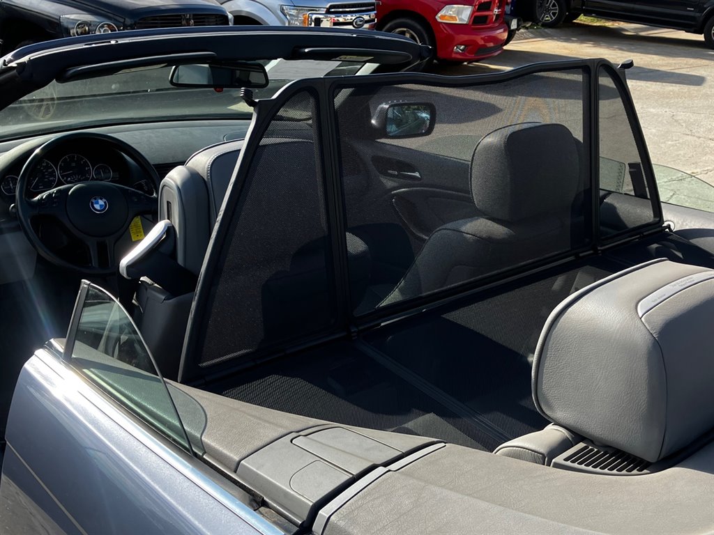2003 BMW 330ci - $10,995