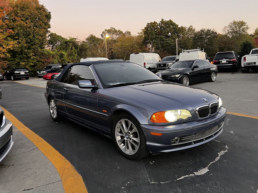 2003 BMW 330ci - $10,995