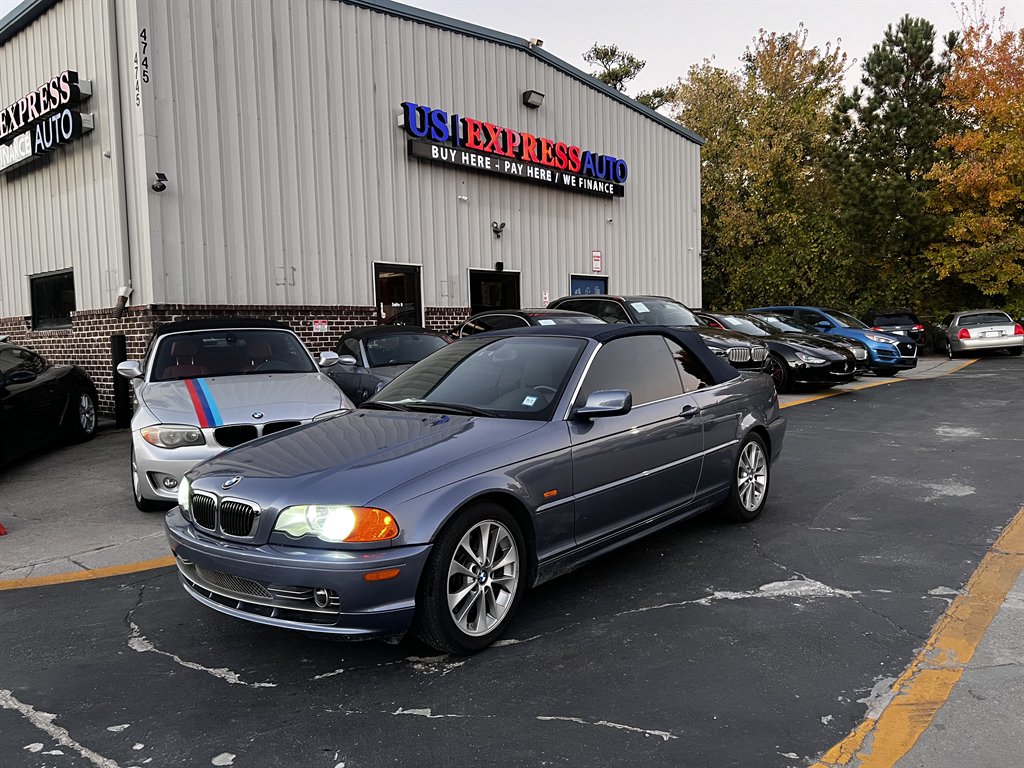 2003 BMW 330ci - $10,995
