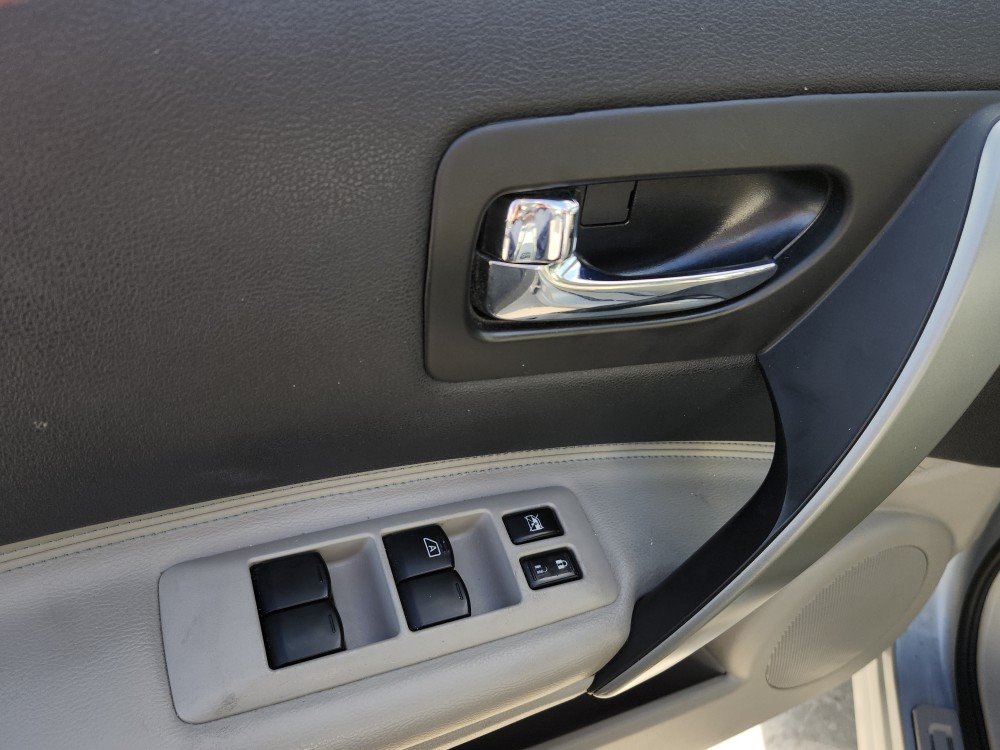 2012 Nissan Rogue - $7,995