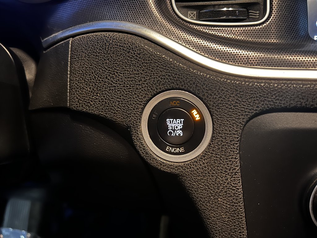 2015 Dodge Charger - $11,995