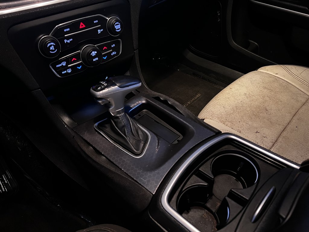 2015 Dodge Charger - $11,995