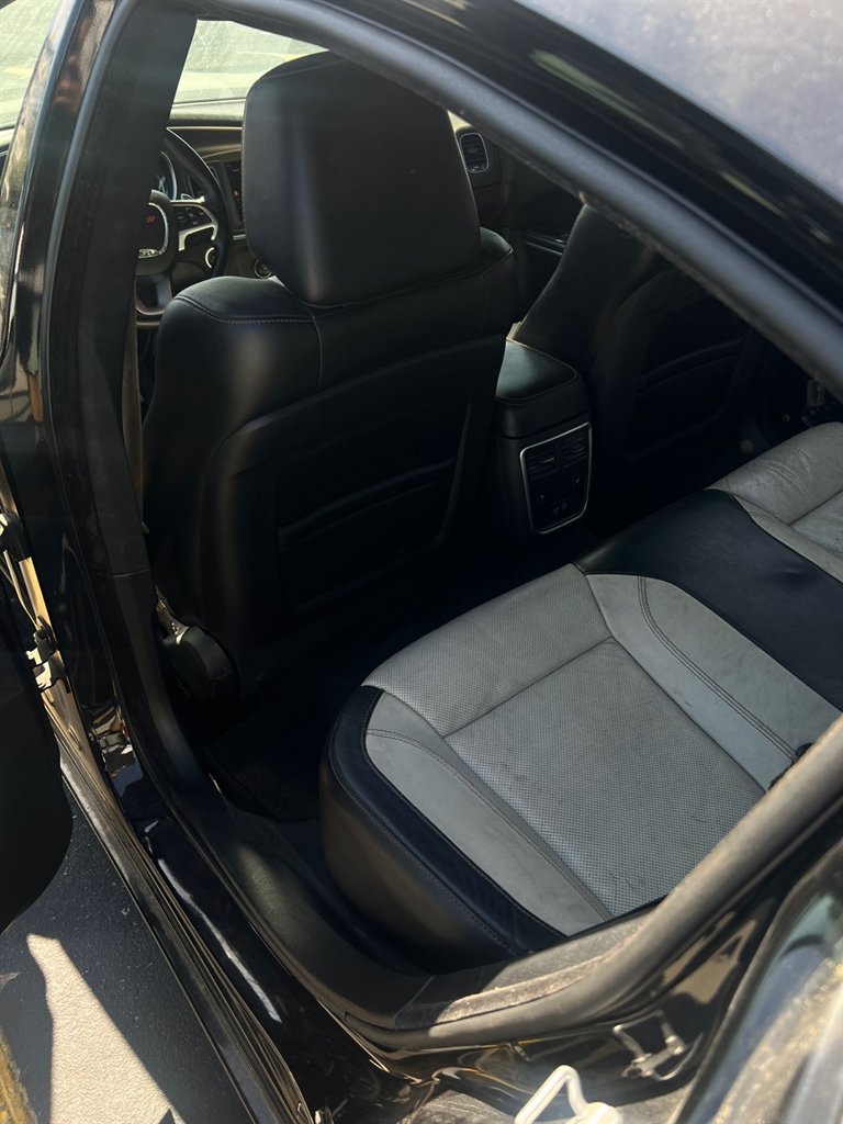 2015 Dodge Charger - $11,995