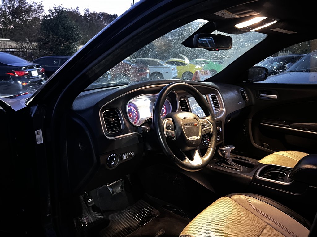 2015 Dodge Charger - $11,995