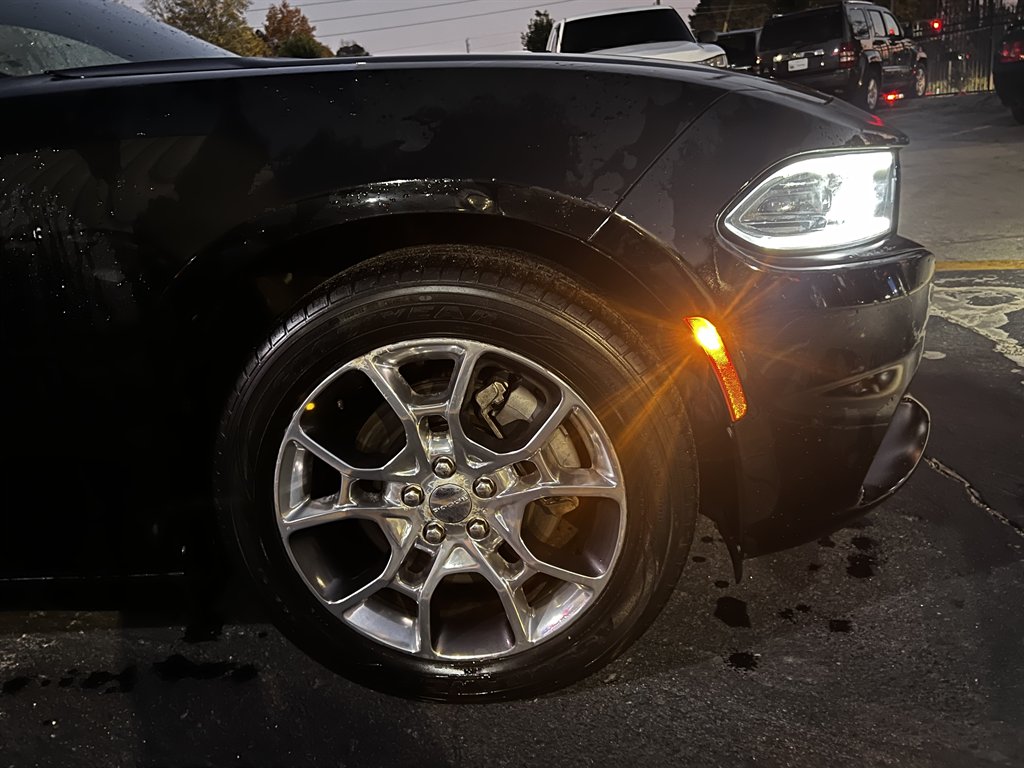 2015 Dodge Charger - $11,995