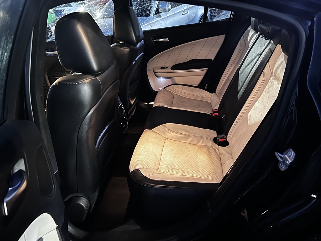 2015 Dodge Charger - $11,995