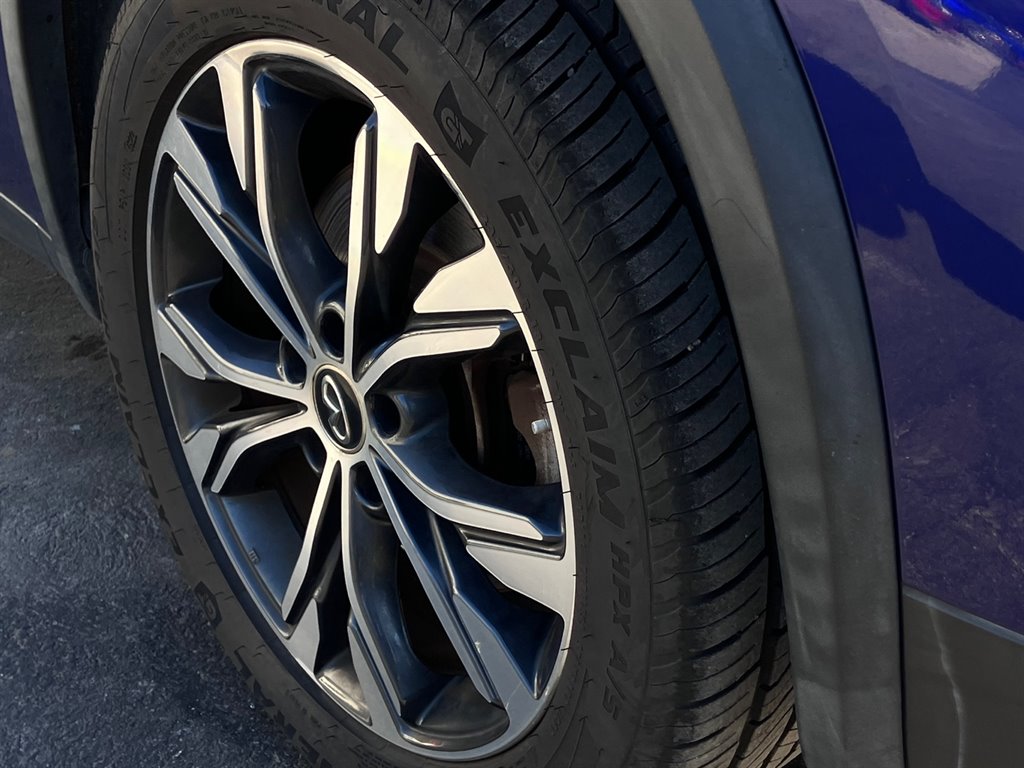 2019 INFINITI QX30 - $13,995