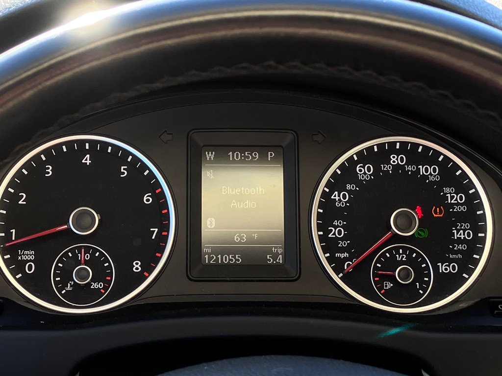 2016 Volkswagen Tiguan SE photo