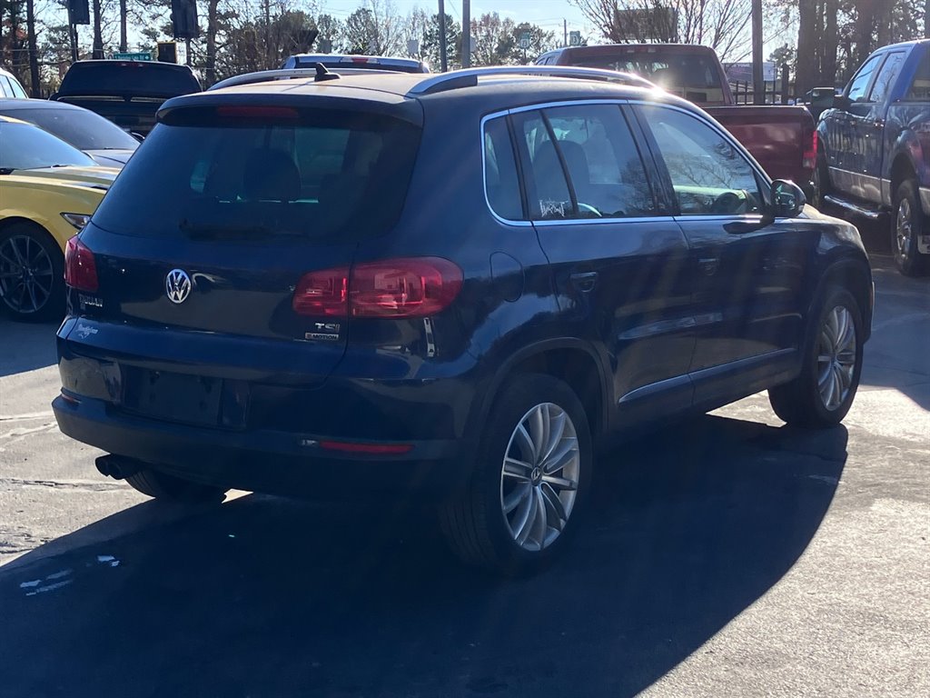 2016 Volkswagen Tiguan SE photo