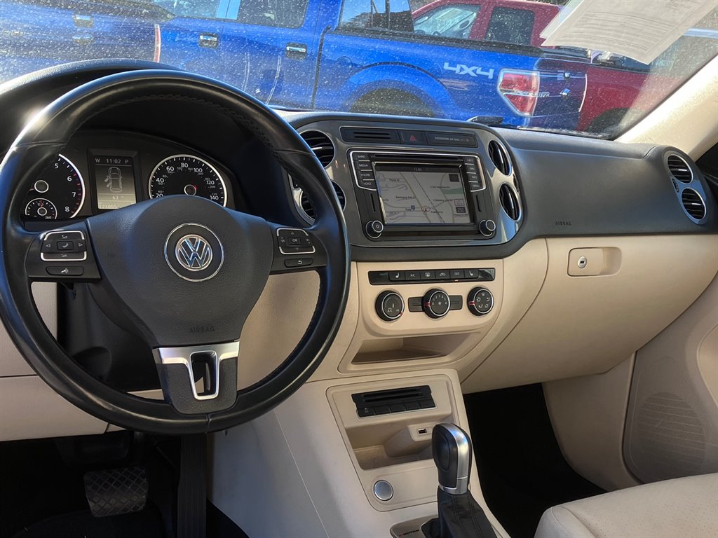2016 Volkswagen Tiguan SE photo