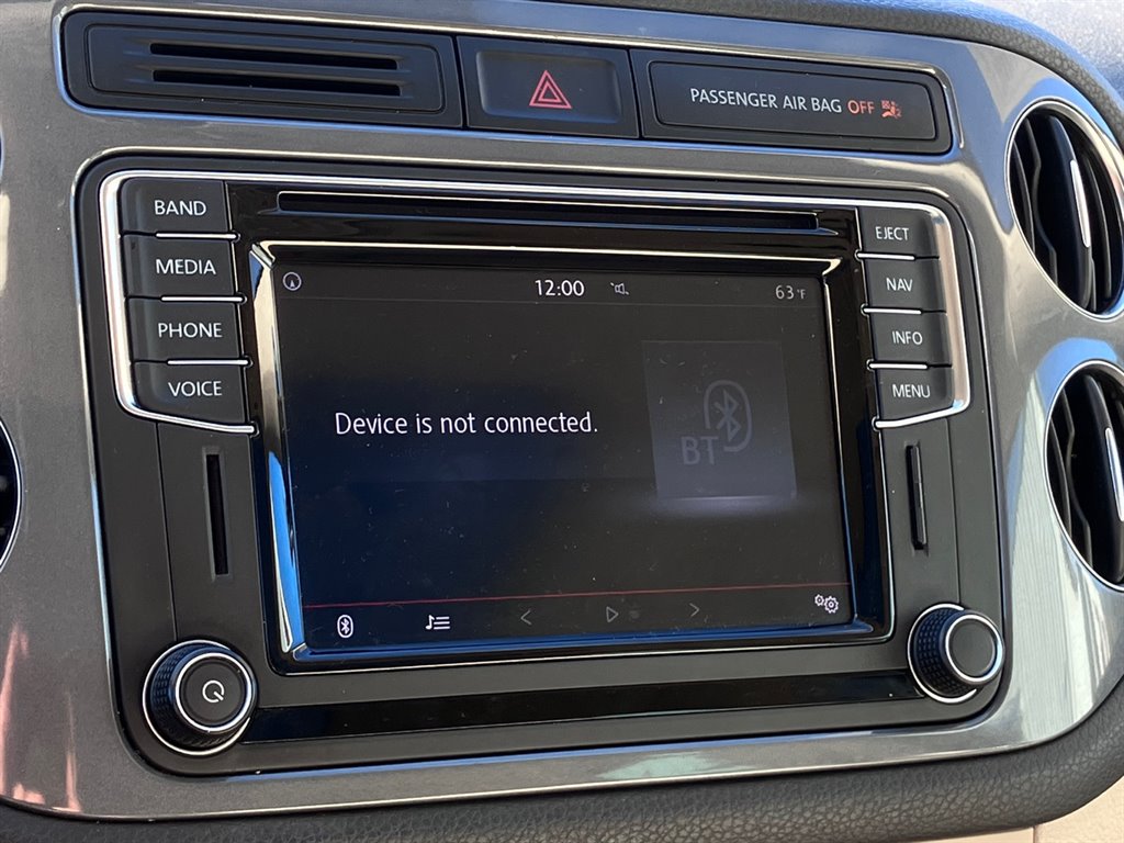 2016 Volkswagen Tiguan SE photo