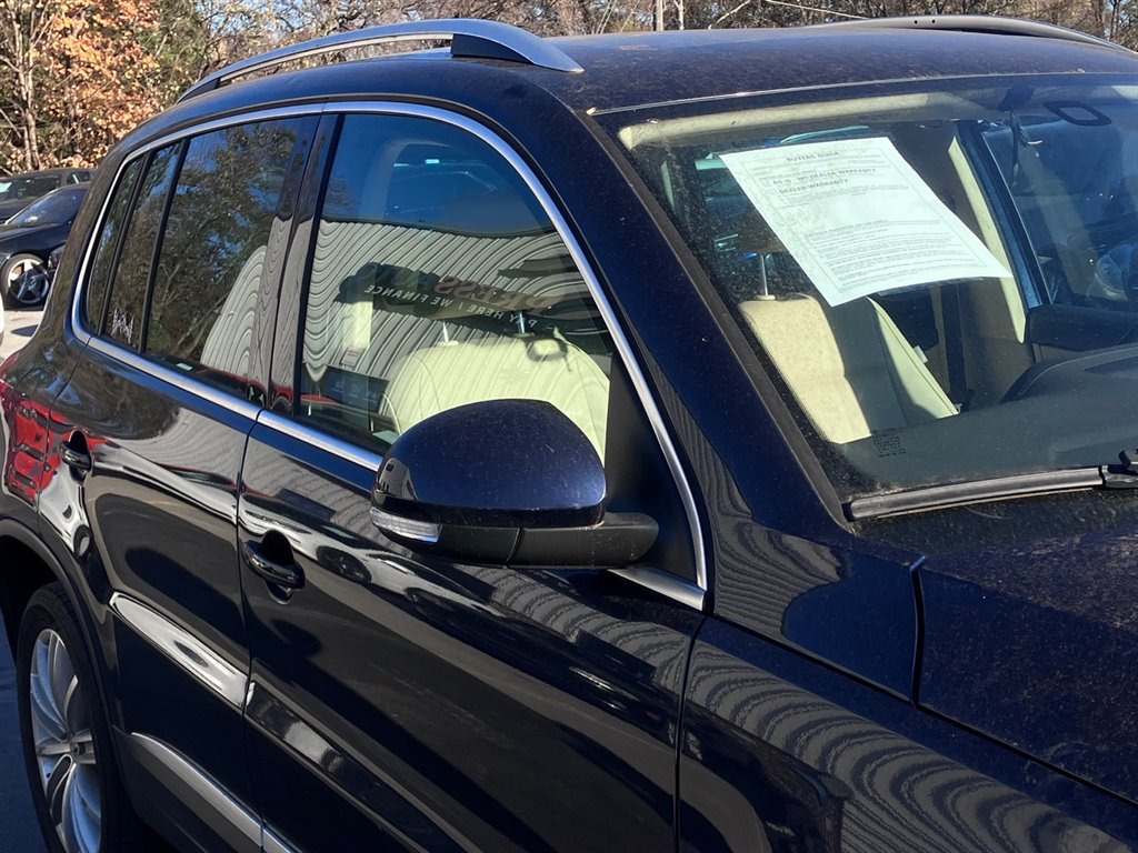 2016 Volkswagen Tiguan SE photo
