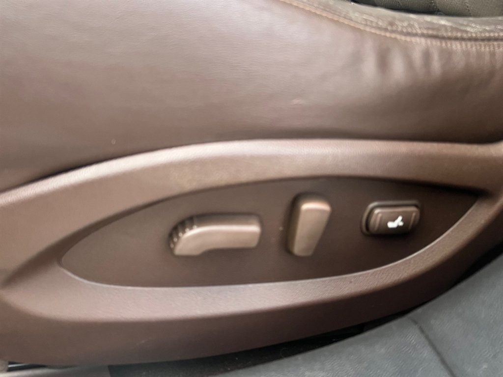 2011 Infiniti FX35 photo