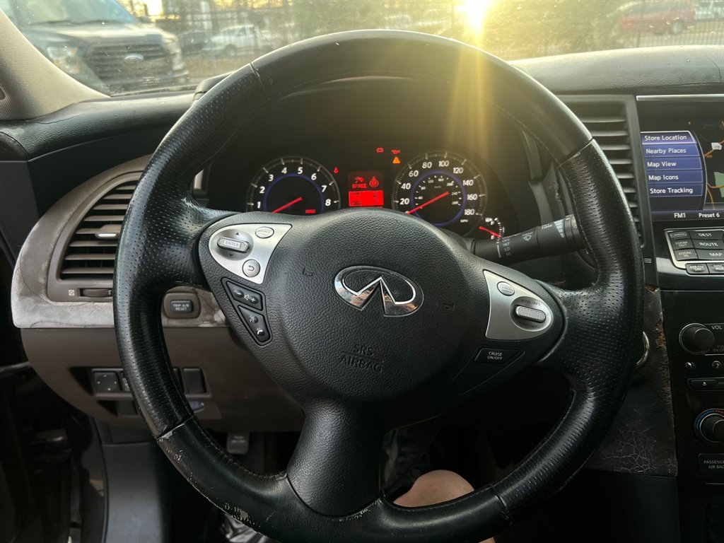 2011 Infiniti FX35 photo