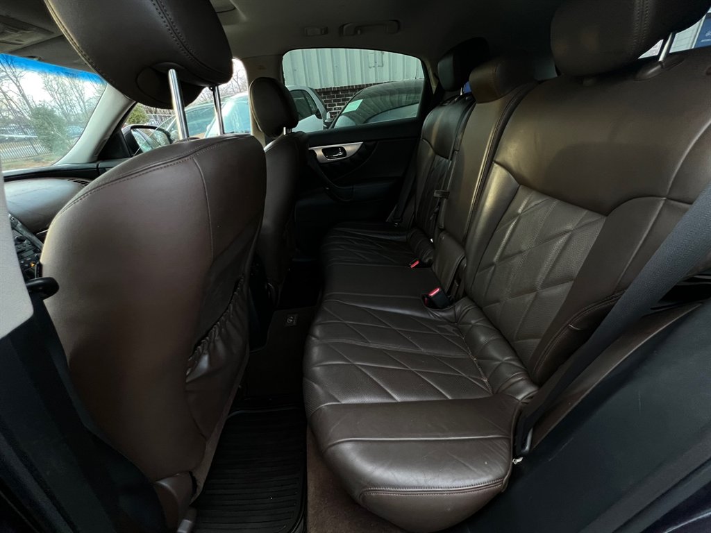2011 Infiniti FX35 photo