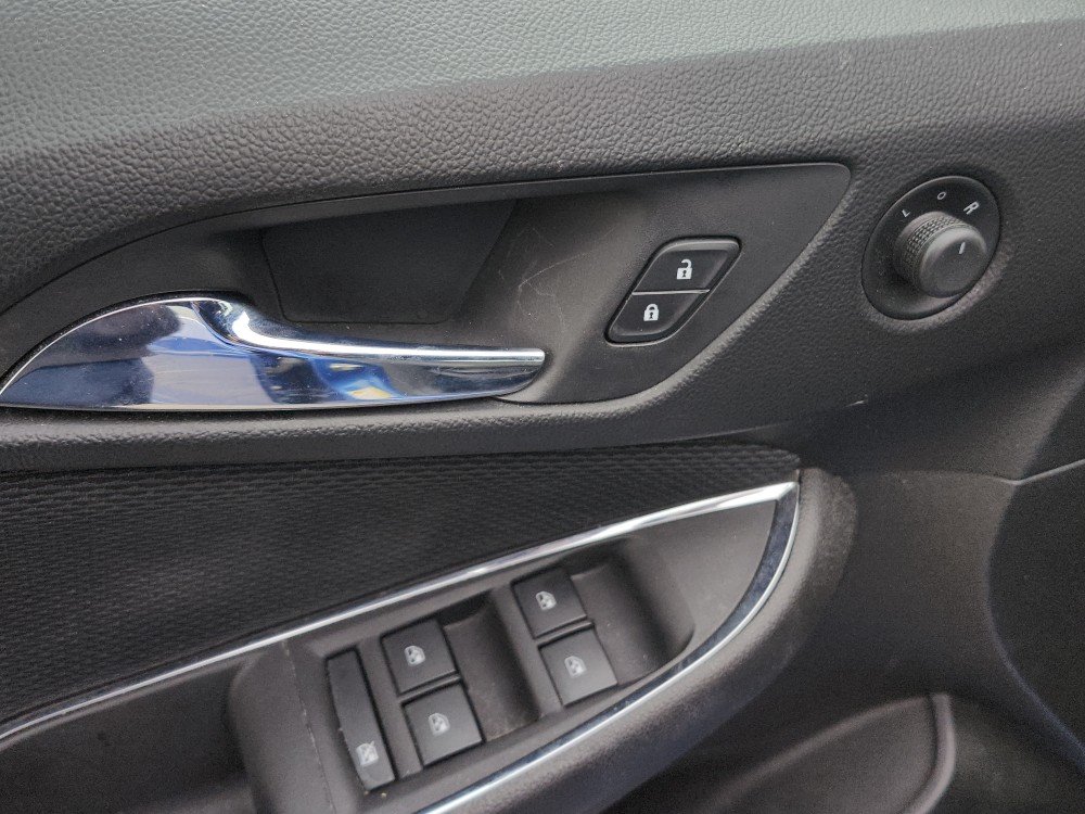 2017 Chevrolet Cruze LT photo