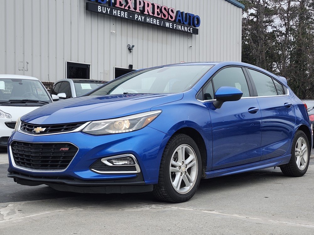2017 Chevrolet Cruze LT photo