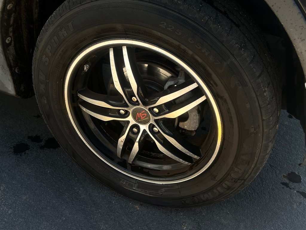 2013 Toyota RAV4 LE photo