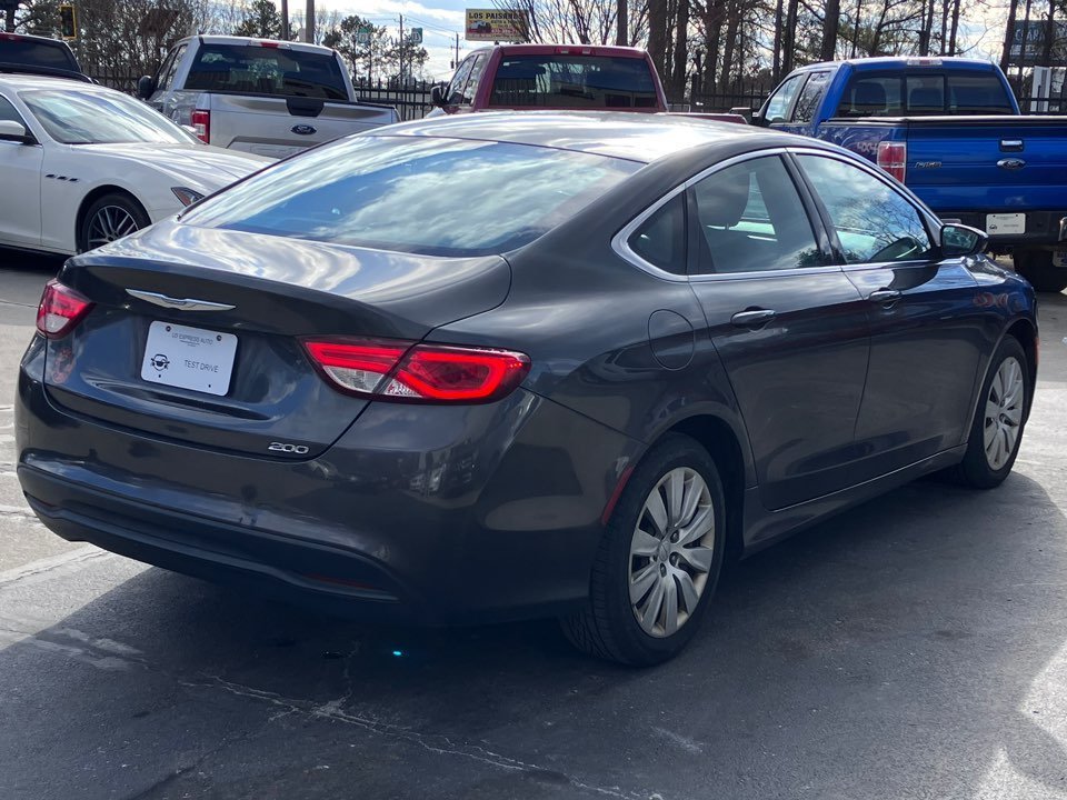 2016 Chrysler 200 LX photo