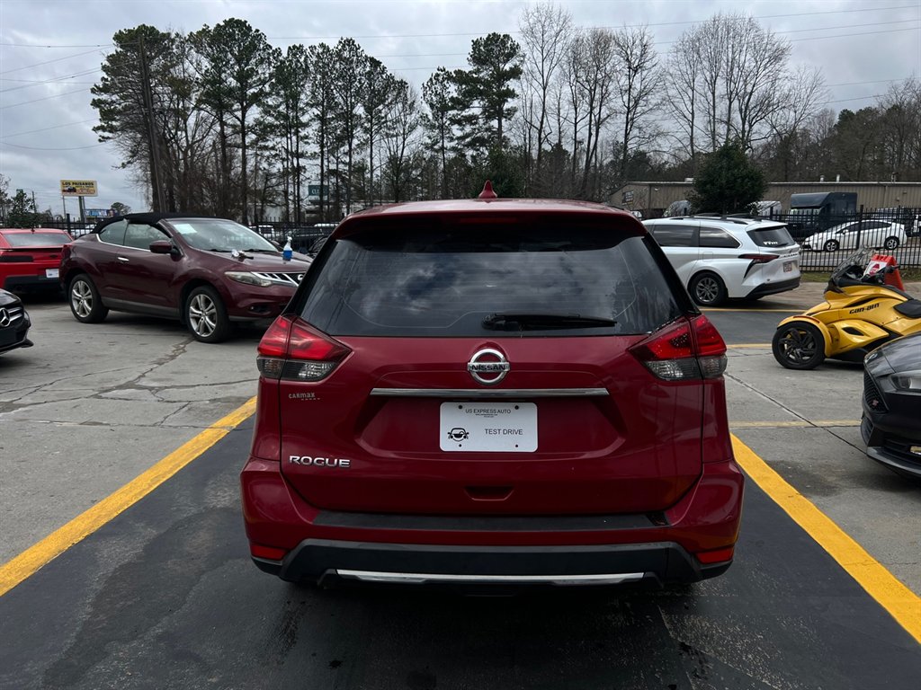 2017 Nissan Rogue S photo