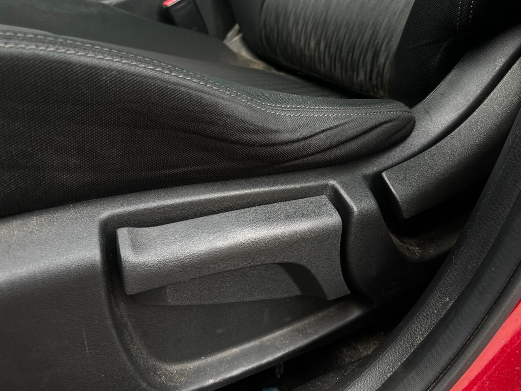 2017 Nissan Rogue S photo