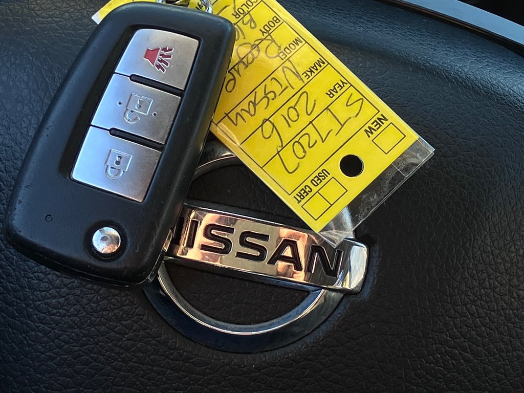 2016 Nissan Rogue S photo