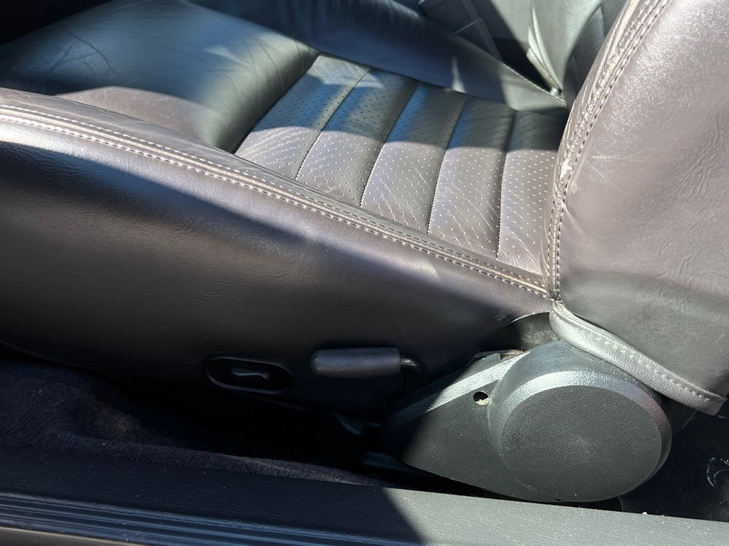 2003 Ford Mustang GT Deluxe photo
