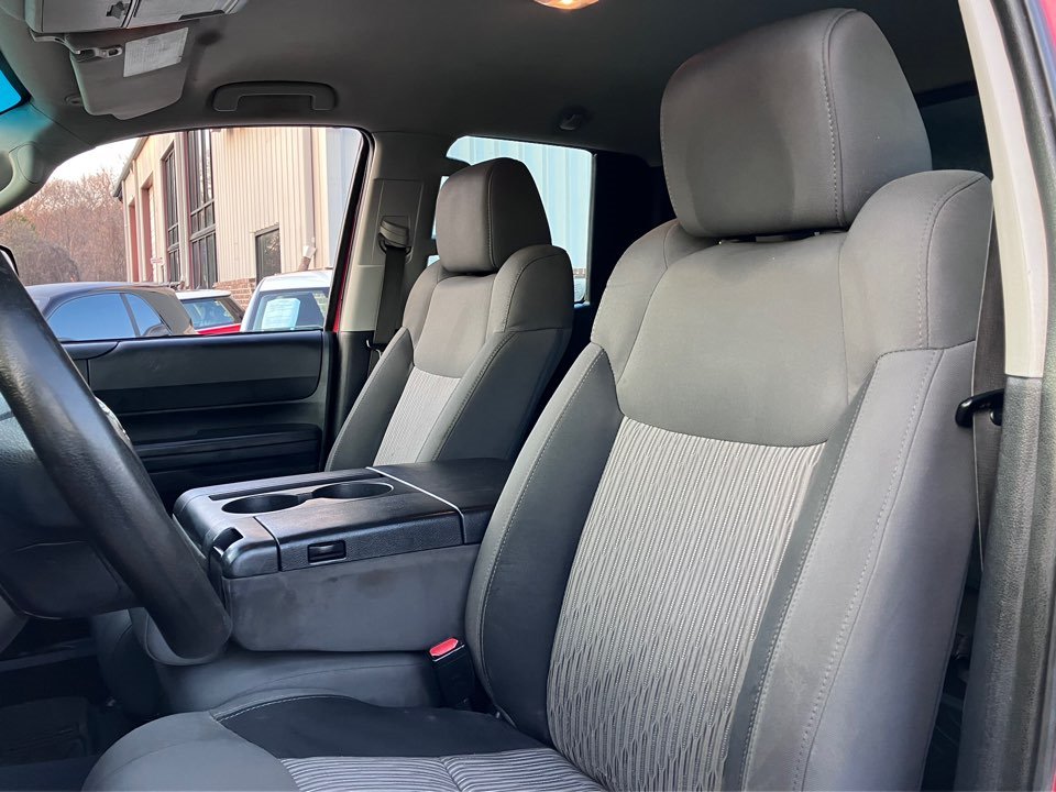 2017 Toyota Tundra SR photo