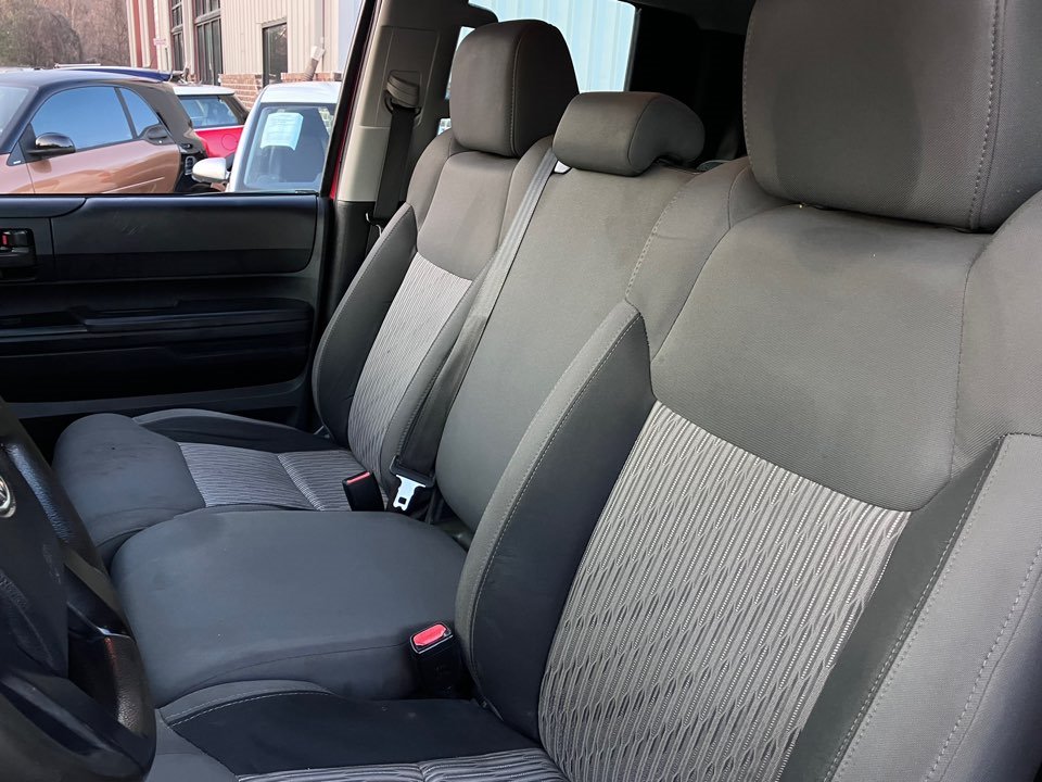 2017 Toyota Tundra SR photo