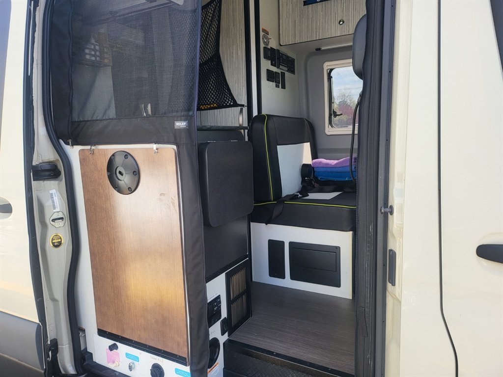 2019 Mercedes-Benz Sprinter - $99,995