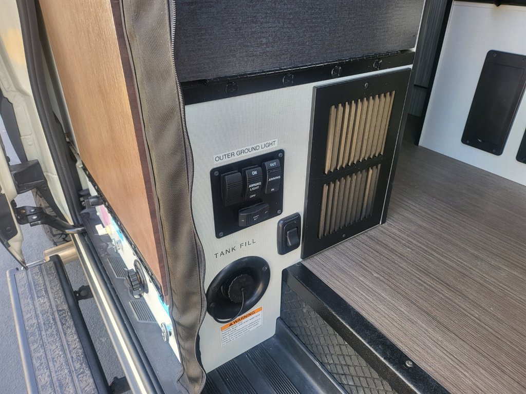 2019 Mercedes-Benz Sprinter - $99,995
